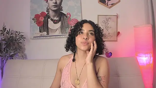 Dhalila  online show from 23, 2, 2025