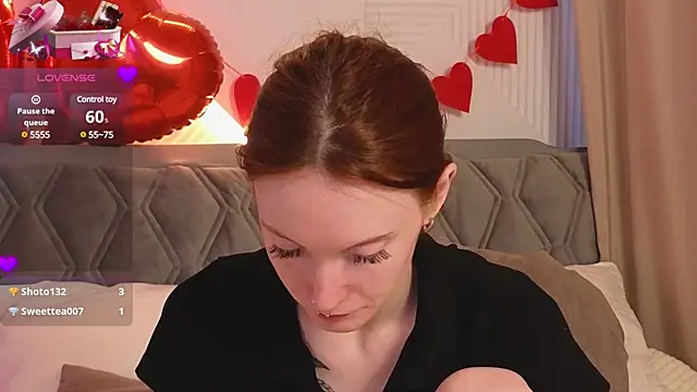 Snapshot of JoYung chatting on 17, 2, 2025 JoYung online show from 17, 2, 2025