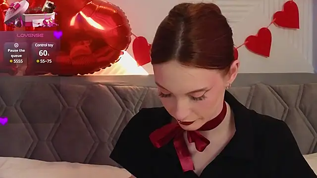 Snapshot of JoYung chatting on 17, 2, 2025 JoYung online show from 17, 2, 2025