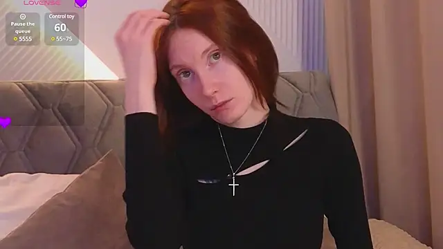 Snapshot of JoYung chatting on 15, 3, 2025 JoYung online show from 15, 3, 2025