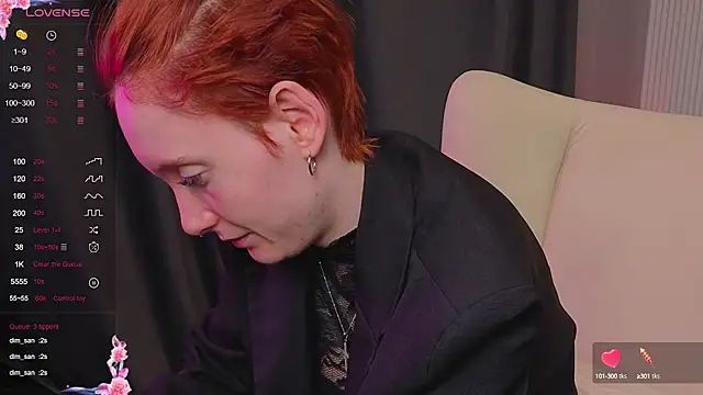 Snapshot of JoYung chatting on 19, 9, 2025 JoYung online show from 19, 9, 2025