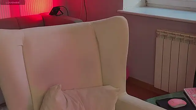 Snapshot of JoYung chatting on 30, 9, 2025 JoYung online show from 30, 9, 2025