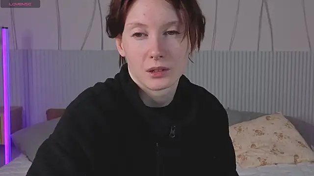 Snapshot of JoYung chatting on 15, 10, 2025 JoYung online show from 15, 10, 2025