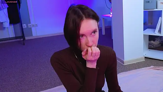 Snapshot of JoYung chatting on 2, 12, 2025 JoYung online show from 2, 12, 2025