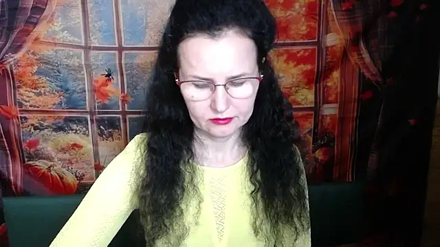 Snapshot of Miroslava_Happi chatting on 28, 11, 2025 Miroslava Happi online show from 28, 11, 2025