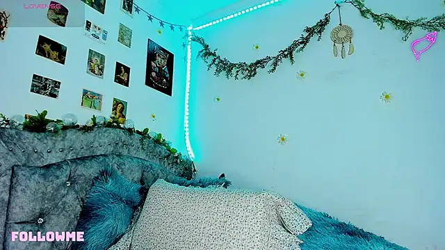 Snapshot of roxxystar_ chatting on 9, 3, 2025 roxxystar online show from 9, 3, 2025