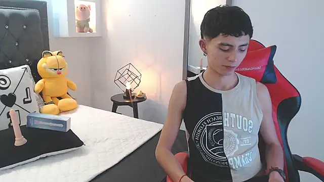 MaikyCooper online show from 14, 3, 2025