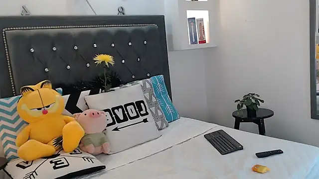 MaikyCooper online show from 23, 3, 2025