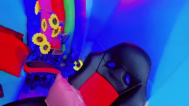 emelly horny  online show from 13, 9, 2025