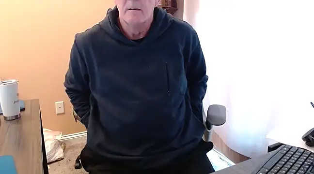 Snapshot of olderandwiser2 chatting on 25, 2, 2025 olderandwiser2 online show from 25, 2, 2025