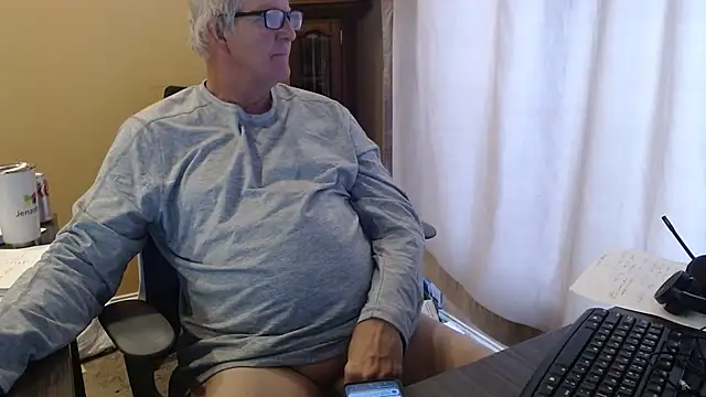 Snapshot of olderandwiser2 chatting on 27, 2, 2025 olderandwiser2 online show from 27, 2, 2025