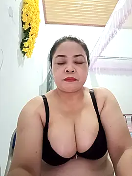 Baby-bigtits2024 online show from 26, 2, 2025