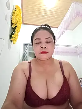 Baby-bigtits2024 online show from 18, 3, 2025