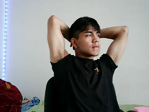 Snapshot of shadowsofgarden chatting on 3, 12, 2025 shadowsofgarden online show from 3, 12, 2025