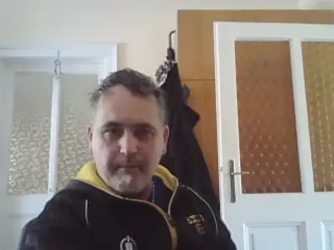 Snapshot of Szolga10 chatting on 18, 3, 2025 Szolga10 online show from 18, 3, 2025