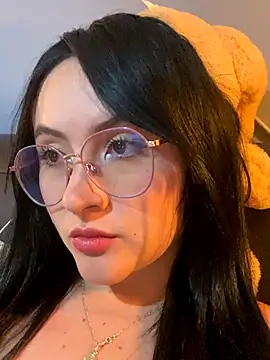 Snapshot of ValentinaOrtiz3 chatting on 5, 11, 2025 ValentinaOrtiz3 online show from 5, 11, 2025