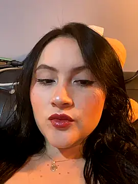 Snapshot of ValentinaOrtiz3 chatting on 12, 11, 2025 ValentinaOrtiz3 online show from 12, 11, 2025