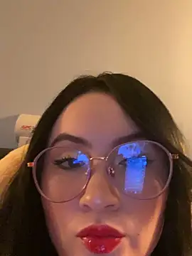 Snapshot of ValentinaOrtiz3 chatting on 20, 11, 2025 ValentinaOrtiz3 online show from 20, 11, 2025