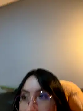 Snapshot of ValentinaOrtiz3 chatting on 23, 11, 2025 ValentinaOrtiz3 online show from 23, 11, 2025