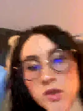 Snapshot of ValentinaOrtiz3 chatting on 15, 12, 2025 ValentinaOrtiz3 online show from 15, 12, 2025