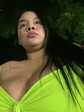 Snapshot of princesa_kim chatting on 25, 2, 2025 princesa kim online show from 25, 2, 2025