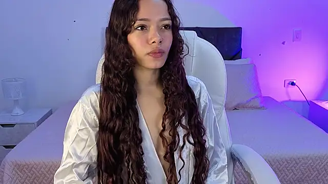 sara sharma  online show from 27, 11, 2025