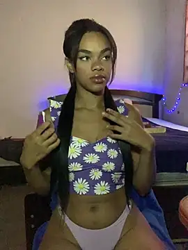 Snapshot of Mirellysbs1 chatting on 4, 3, 2025 Mirellysbs1 online show from 4, 3, 2025