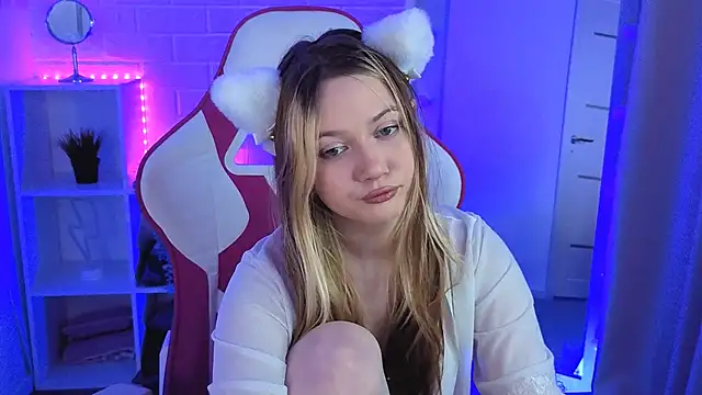 SweetieAngela online show from 2, 12, 2025