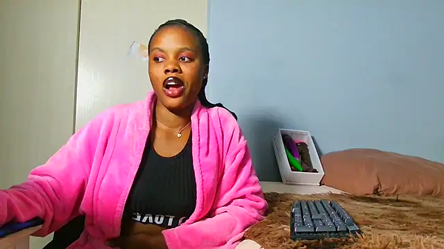 Snapshot of victora3 chatting on 28, 6, 2026 victora3 online show from 28, 6, 2026