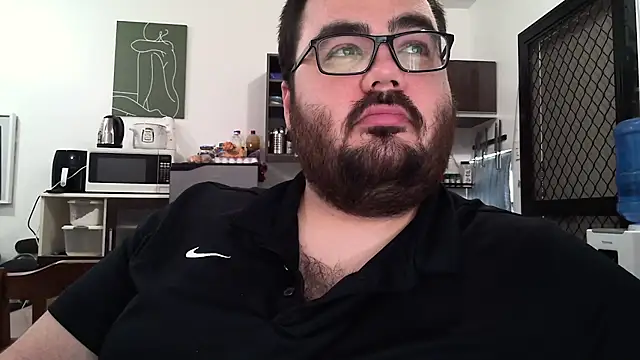 Snapshot of alexxxbear chatting on 11, 2, 2025 alexxxbear online show from 11, 2, 2025