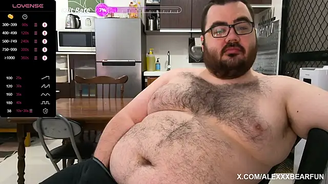 Snapshot of alexxxbear chatting on 17, 9, 2025 alexxxbear online show from 17, 9, 2025