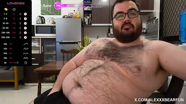 Snapshot of alexxxbear chatting on 26, 9, 2025 alexxxbear online show from 26, 9, 2025