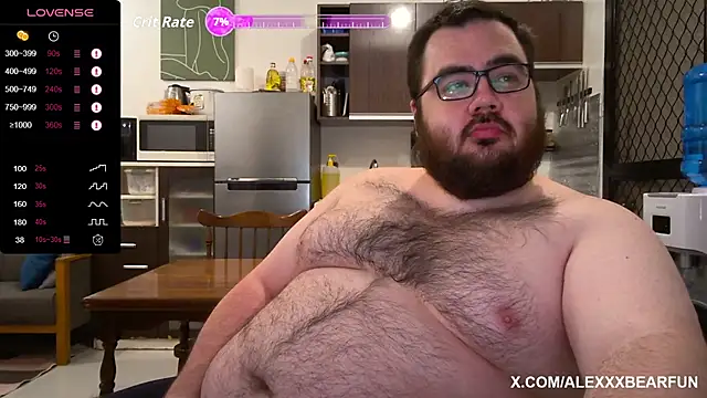 Snapshot of alexxxbear chatting on 22, 10, 2025 alexxxbear online show from 22, 10, 2025