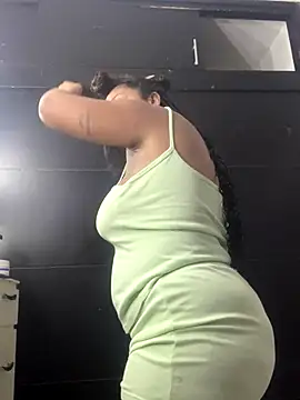 Snapshot of Anitta_bell chatting on 27, 9, 2025 Anitta bell online show from 27, 9, 2025