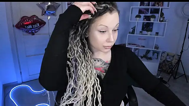 HoneySallyMoore online show from 18, 2, 2026