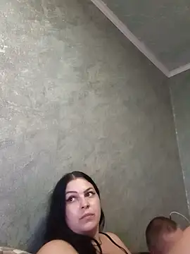 Snapshot of Greta_Tamar chatting on 4, 11, 2025 Greta Tamar online show from 4, 11, 2025