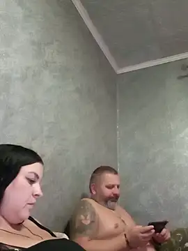 Snapshot of Greta_Tamar chatting on 6, 11, 2025 Greta Tamar online show from 6, 11, 2025