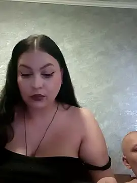 Snapshot of Greta_Tamar chatting on 12, 11, 2025 Greta Tamar online show from 12, 11, 2025