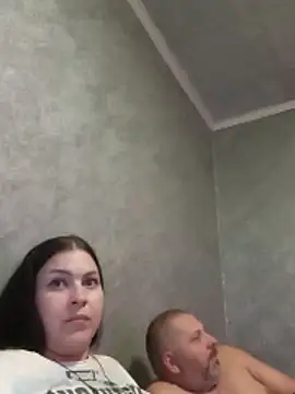 Snapshot of Greta_Tamar chatting on 4, 12, 2025 Greta Tamar online show from 4, 12, 2025