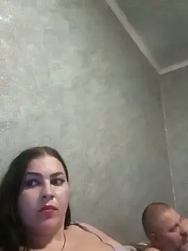 Snapshot of Greta_Tamar chatting on 5, 12, 2025 Greta Tamar online show from 5, 12, 2025