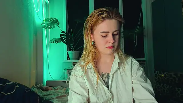 Snapshot of Alexa_Pirs chatting on 4, 3, 2025 Alexa Pirs online show from 4, 3, 2025