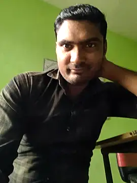 Snapshot of ccuteboyyyy chatting on 22, 11, 2025 ccuteboyyyy online show from 22, 11, 2025