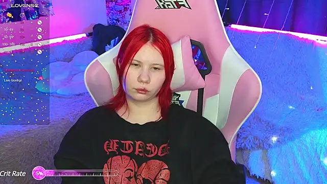 Little kitsune1707 online show from 7, 3, 2025