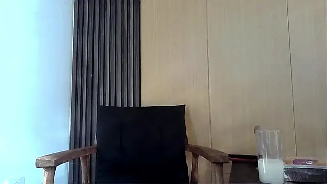 Snapshot of DivineRoza chatting on 11, 7, 2026 DivineRoza online show from 11, 7, 2026