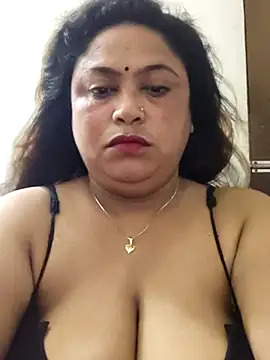 Snapshot of rani130 chatting on 5, 6, 2026 rani130 online show from 5, 6, 2026