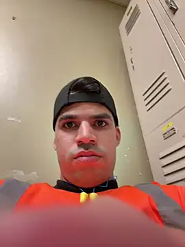 Snapshot of lancebrek chatting on 1, 3, 2025 lancebrek online show from 1, 3, 2025