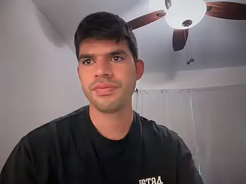 Snapshot of lancebrek chatting on 1, 10, 2025 lancebrek online show from 1, 10, 2025