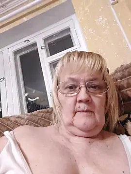 Snapshot of Violet5364 chatting on 29, 3, 2026 Violet5364 online show from 29, 3, 2026