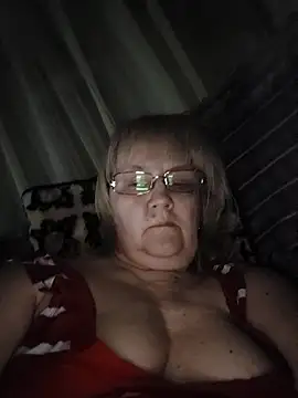 Snapshot of Violet5364 chatting on 6, 4, 2026 Violet5364 online show from 6, 4, 2026