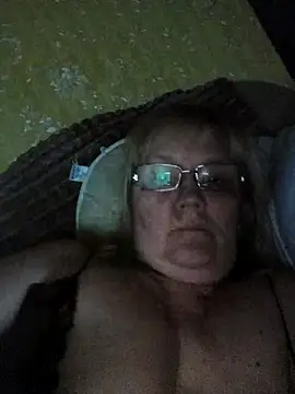 Snapshot of Violet5364 chatting on 17, 4, 2026 Violet5364 online show from 17, 4, 2026
